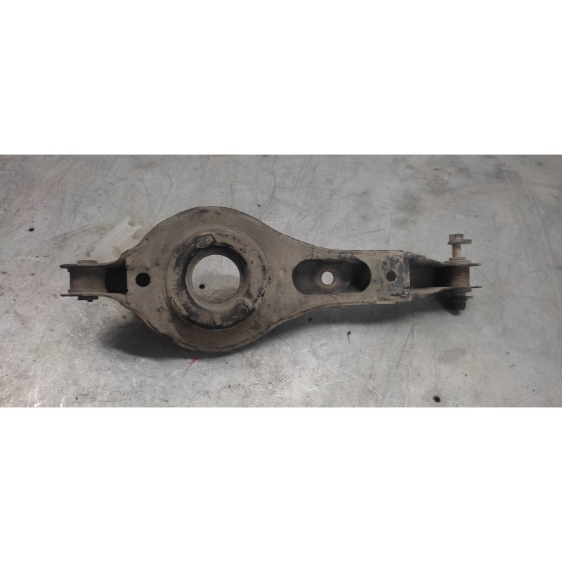 Recambio de brazo suspension inferior trasero derecho para ford focus berlina (cak) trend referencia OEM IAM 2