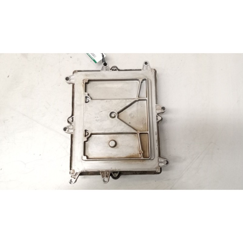Recambio de centralita motor edc para iveco eurocargo 05.03  fg 75 e larga distancia referencia OEM IAM 504122542  0281020048 - Blanco 2