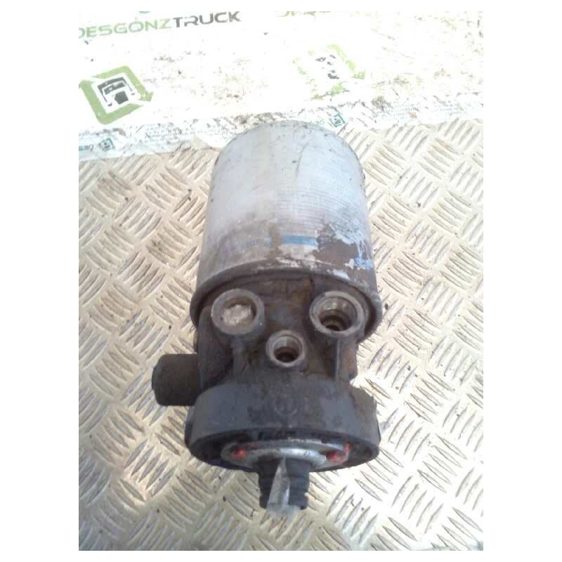 Recambio de valvula aire para man tg - a 18.460 fg / bb (e3/e4) m (largura mediana) referencia OEM IAM LA8211  VALVULA SECADORA - Blanco