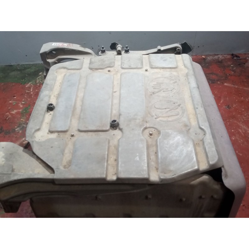 Recambio de catalizador para renault serie t 12.8 diesel referencia OEM IAM 23046482 3