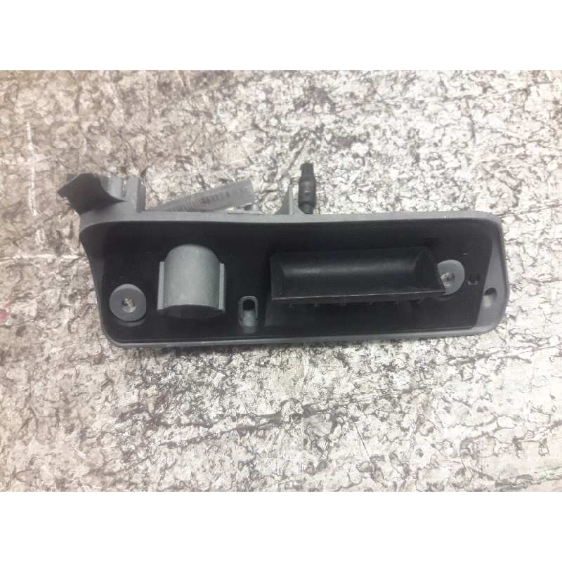 Recambio de maneta exterior puerta trasera carga para volkswagen caddy ka/kb (2k) furg. referencia OEM IAM 2K0827565J IZQUIERDA 