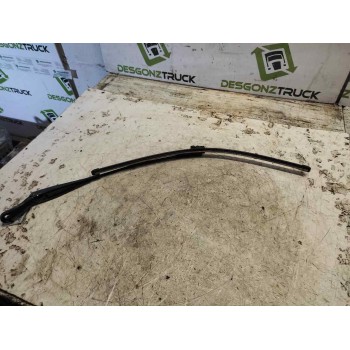 Recambio de brazo limpia delantero izquierdo para peugeot 207 xs pack referencia OEM IAM   