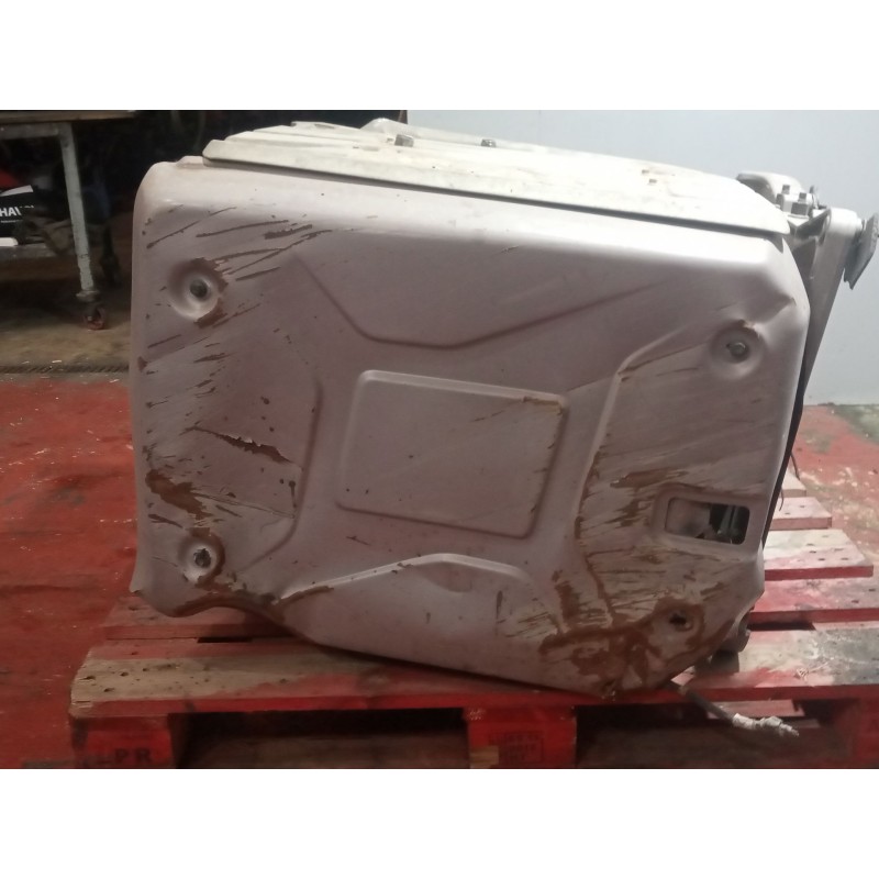 Recambio de catalizador para renault serie t 12.8 diesel referencia OEM IAM 23046482 4