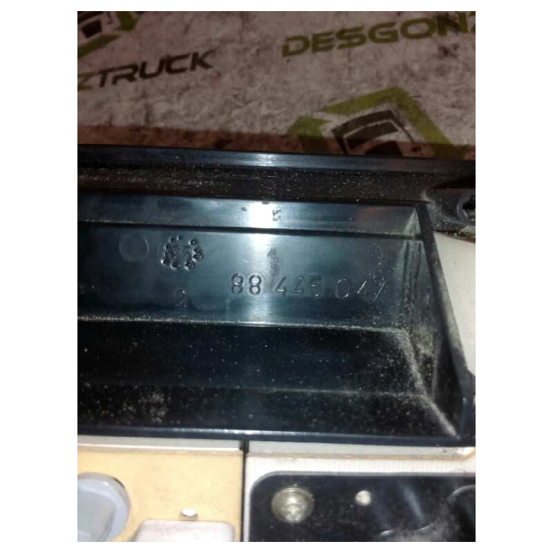 Recambio de cuadro instrumentos para renault trucks magnum ae 420ti. 18t (415cv) referencia OEM IAM 88445047 87001290 3