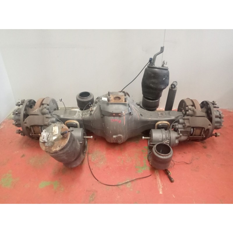 Recambio de diferencial trasero para volvo fh xxx referencia OEM IAM 23568461  