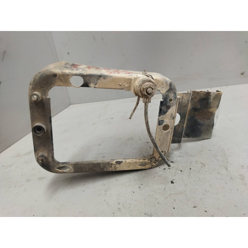 Recambio de soporte faro derecho para renault g 300 manager/maxter (222 kw) referencia OEM IAM - Blanco 2