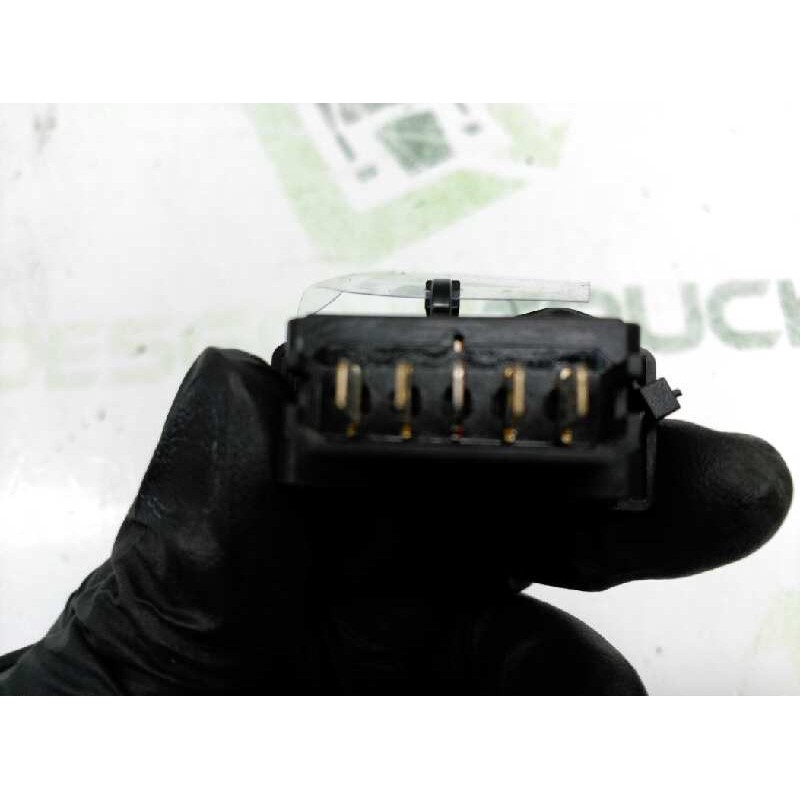 Recambio de mando elevalunas delantero izquierdo para peugeot 205 berlina 1.4 generation referencia OEM IAM - Azul 3