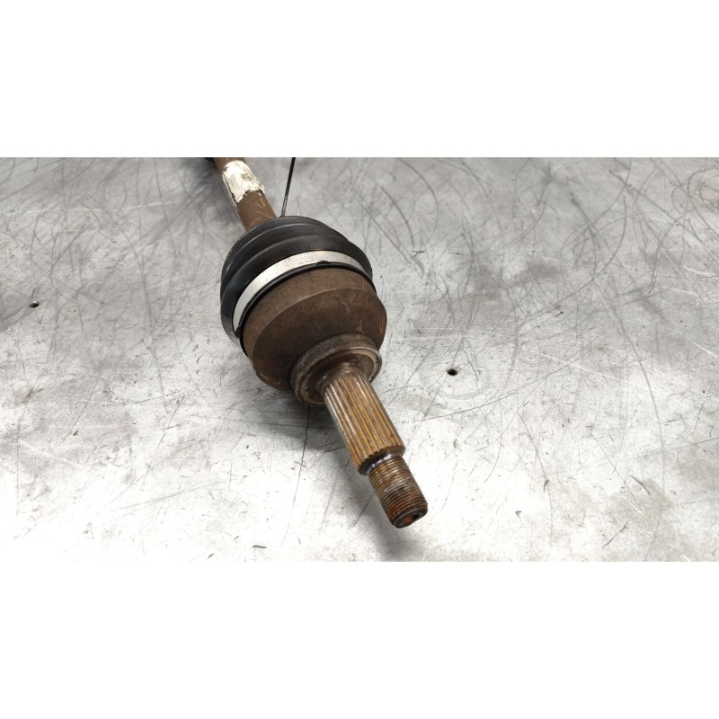 Recambio de transmision delantera derecha para renault trafic combi (ab 4.01) 1.9 diesel referencia OEM IAM 4
