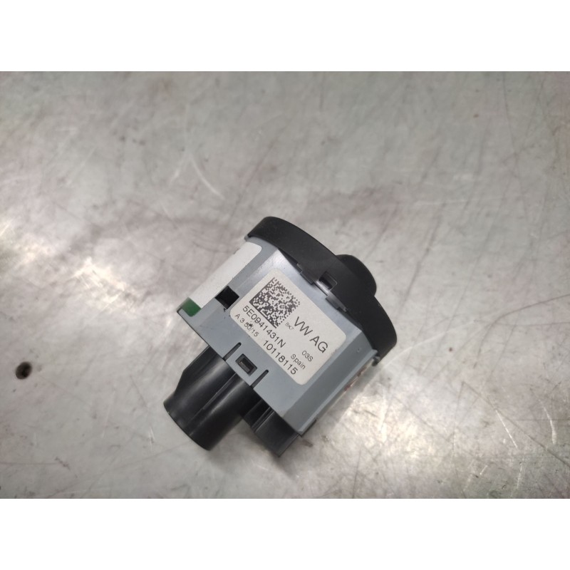 Recambio de mando luces para skoda rapid ambition referencia OEM IAM 5E0941431N - Blanco 2
