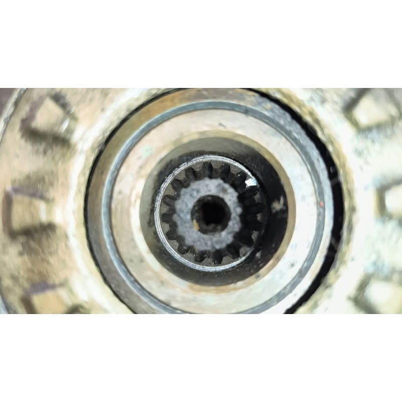 Recambio de grupo para nissan eco - t 100.45/78 kw/e2 3.0 diesel referencia OEM IAM GD260 RELACION:8X35 16 ESTRIAS DE PALIER 3
