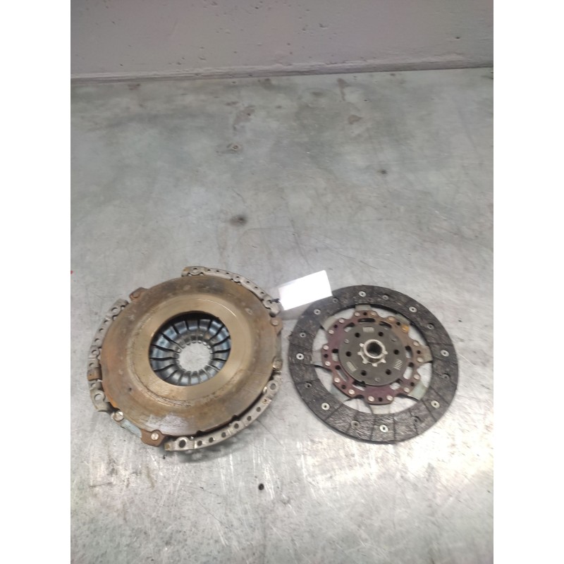 Recambio de kit embrague para peugeot 5008 referencia OEM IAM 9800221480 2