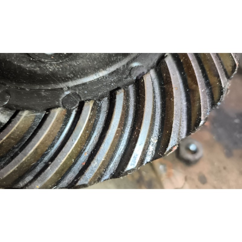 Recambio de grupo para nissan eco - t 100.45/78 kw/e2 3.0 diesel referencia OEM IAM GD260 RELACION:8X35 16 ESTRIAS DE PALIER 4