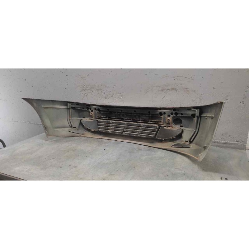Recambio de paragolpes delantero para ford fiesta berlina ghia referencia OEM IAM 9