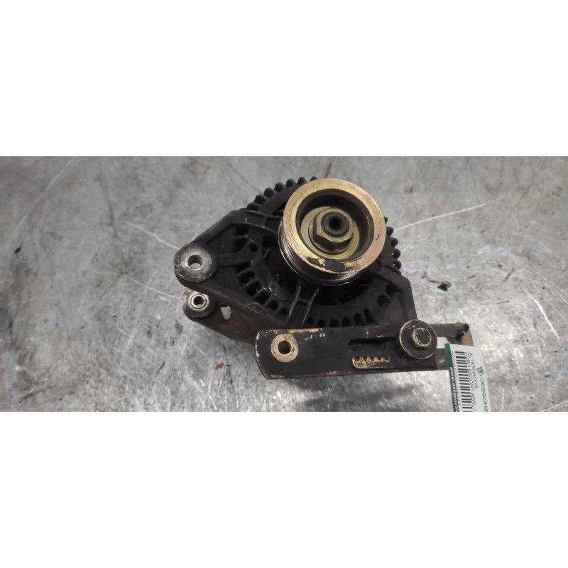 Recambio de alternador para ford escort berl./turnier clx berlina referencia OEM IAM 63321257 5 CANALES EN POLEA 70 A 14V