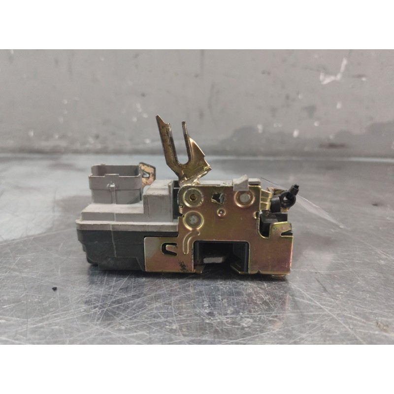 Recambio de cerradura puerta delantera izquierda para citroën xsara berlina 1.9 d sx referencia OEM IAM - Verde 2