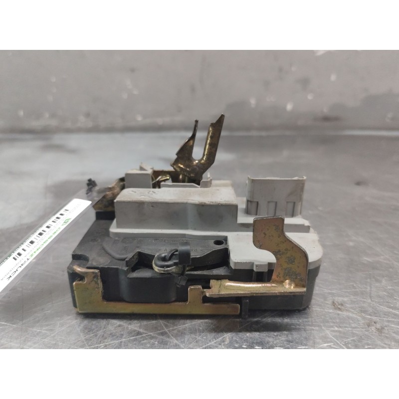 Recambio de cerradura puerta delantera izquierda para citroën xsara berlina 1.9 d sx referencia OEM IAM - Verde 3