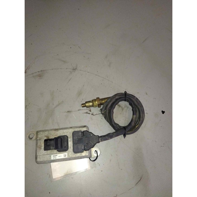 Recambio de sensor para scania serie p/g/r (l-clase) fsa r520 (4x2) largo cr 19 topline referencia OEM IAM 2296801  SENSOR NOXE - Blanco