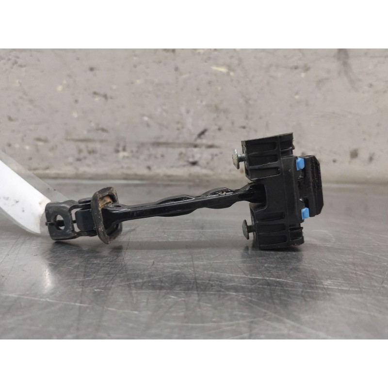 Recambio de retenedor puerta para volkswagen tiguan (5n_) 2.0 tdi 4motion referencia OEM IAM - Gris 4