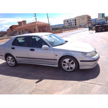 saab 9-5 berlina del año 2002