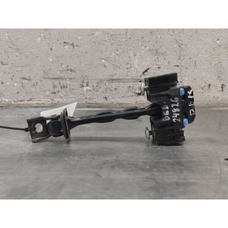 Recambio de retenedor puerta para volkswagen tiguan (5n_) 2.0 tdi 4motion referencia OEM IAM   