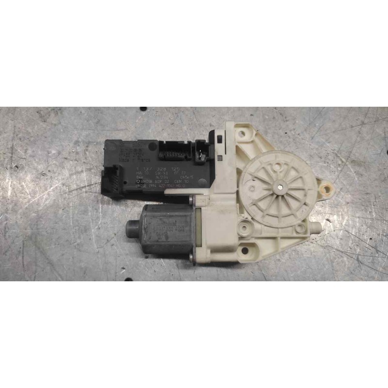 Recambio de motor elevalunas delantero izquierdo para peugeot 407 sw st sport referencia OEM IAM 1137328125 2