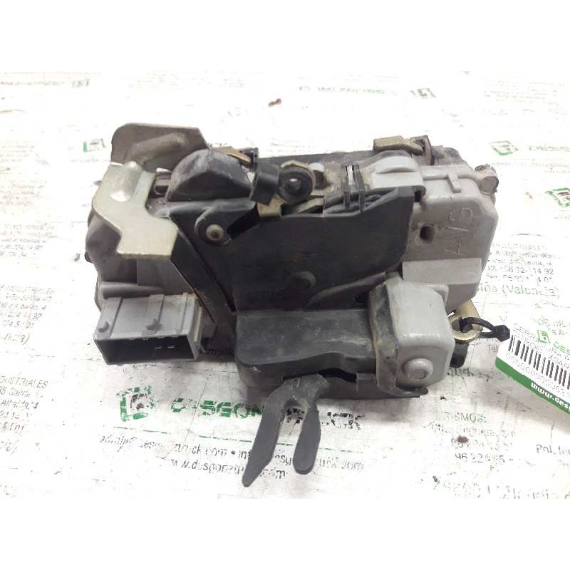 Recambio de cerradura puerta delantera izquierda para citroën xsara berlina 1.9 td sx referencia OEM IAM   