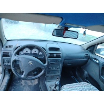opel astra g berlina del año 2003