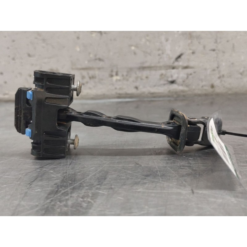 Recambio de retenedor puerta para volkswagen tiguan (5n_) 2.0 tdi 4motion referencia OEM IAM - Gris 4