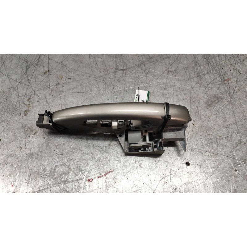 Recambio de maneta exterior delantera derecha para peugeot 5008 referencia OEM IAM 2