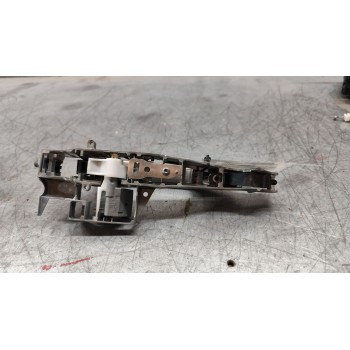 Recambio de maneta exterior delantera derecha para peugeot 5008 referencia OEM IAM   