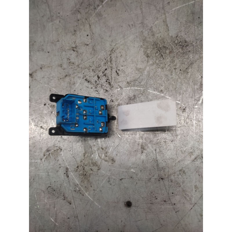 Recambio de mando elevalunas delantero izquierdo para kia picanto 1.1 crdi active referencia OEM IAM - Negro 2