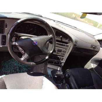 saab 9-5 berlina del año 2002