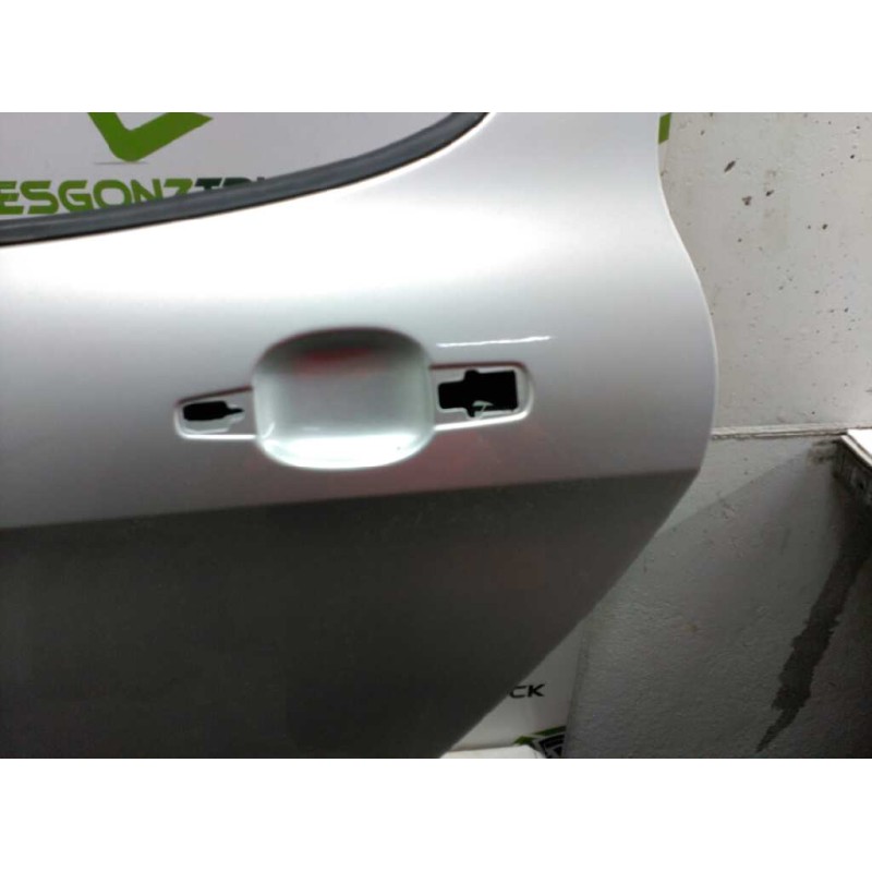 Recambio de puerta trasera izquierda para peugeot 308 confort referencia OEM IAM 3