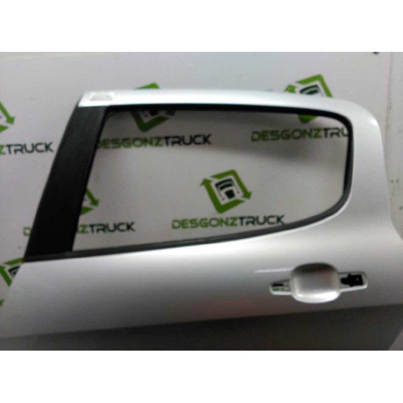 Recambio de puerta trasera izquierda para peugeot 308 confort referencia OEM IAM 4