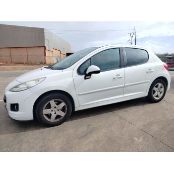 peugeot 207 del año 2010
