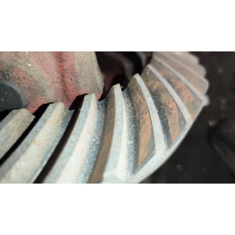 Recambio de grupo para nissan trade 100 3.0 turbodiesel referencia OEM IAM  RELACION:8X35 16 ESTRIAS PALIER 2