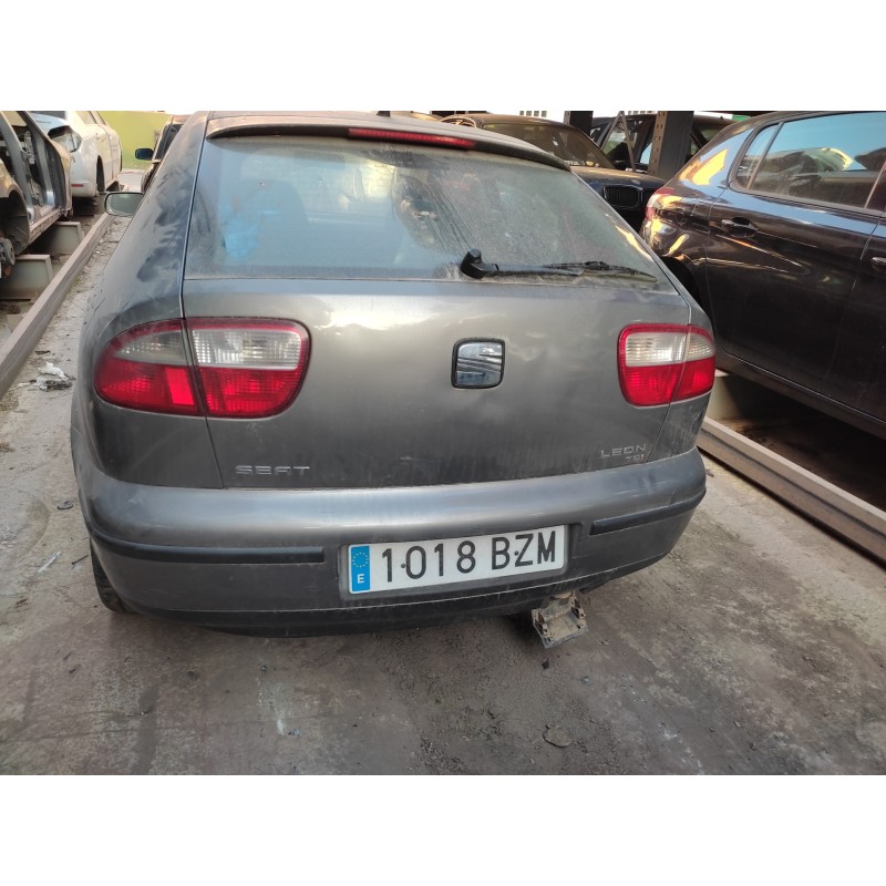 SEAT LEON (1M1)