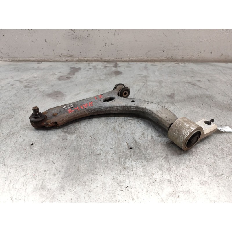 Recambio de brazo suspension inferior delantero izquierdo para ford fiesta (cbk) ambiente referencia OEM IAM   
