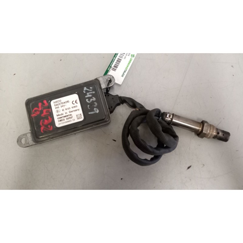 Recambio de sensor noxe para iveco stralis (as) fsa t / p 4x2 gran espacio referencia OEM IAM 5801754015  