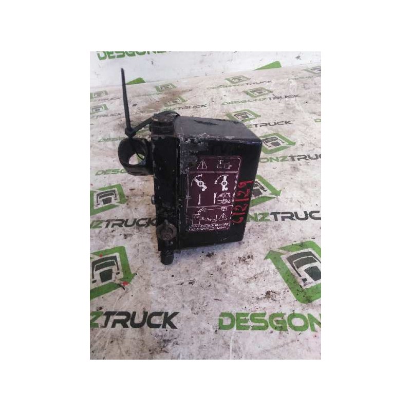 Recambio de bomba elevacion cabina para renault magnum ab 2005 12.0 diesel referencia OEM IAM 5010615920 - Blanco 3