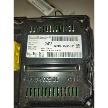 Recambio de cuadro instrumentos para renault premium route 2006 10.8 diesel referencia OEM IAM 7420977592 7422185288 