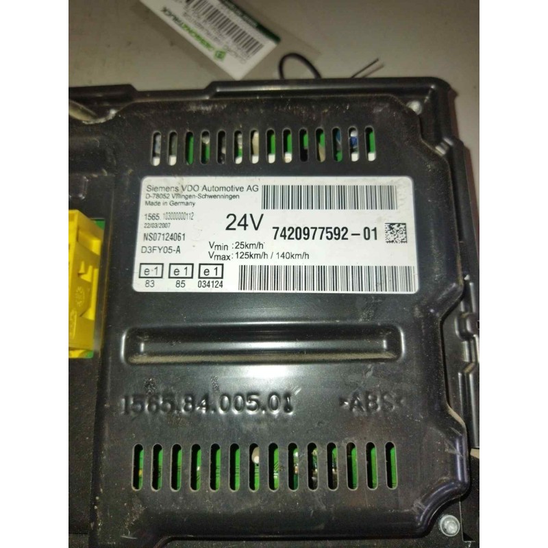 Recambio de cuadro instrumentos para renault premium route 2006 10.8 diesel referencia OEM IAM 7420977592 7422185288 3