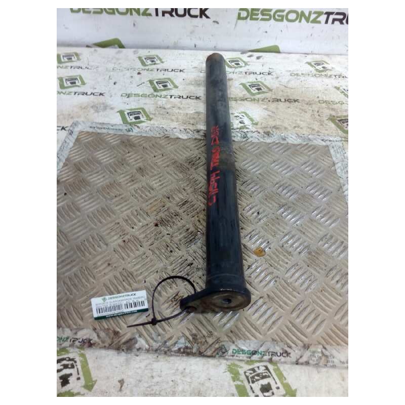 Recambio de soporte guardabarros trasero para man tgx 18.xxx fg / 4x2 bl xl referencia OEM IAM  DERECHO 