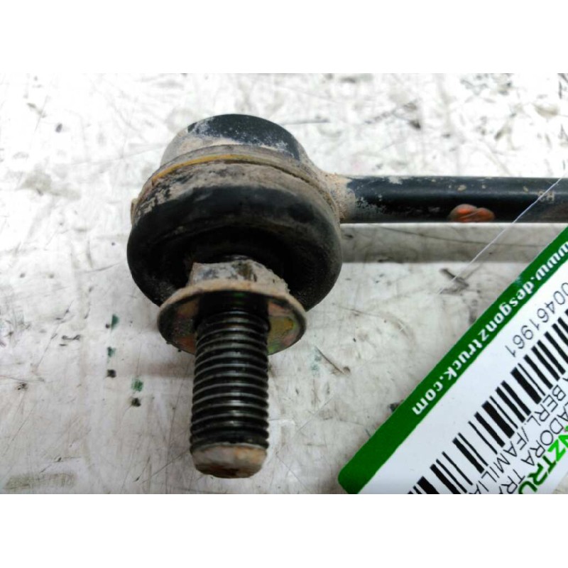 Recambio de bieleta estabilizadora trasera derecha para nissan primera berl./familiar (p10/w10) lx berlina (p10) referencia OEM 2