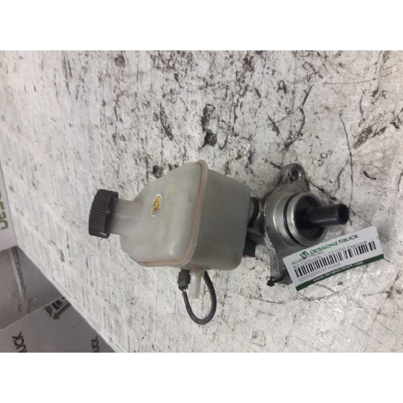 Recambio de bomba freno para kia carnival ii 2.9 cdri executive referencia OEM IAM - Negro 2