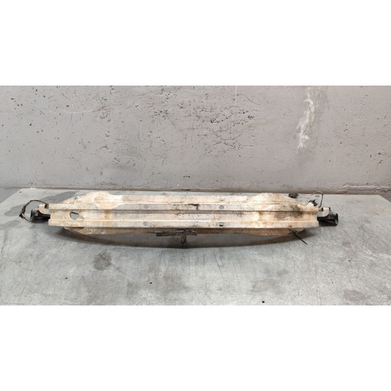 Recambio de refuerzo paragolpes delantero para audi a4 berlina (8e) referencia OEM IAM   
