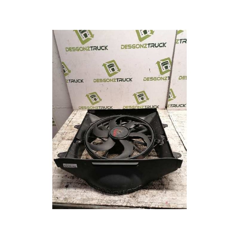 Recambio de electroventilador para jeep gr.cherokee (wj/wg) 4.0 cat referencia OEM IAM 4569631 - Negro 2