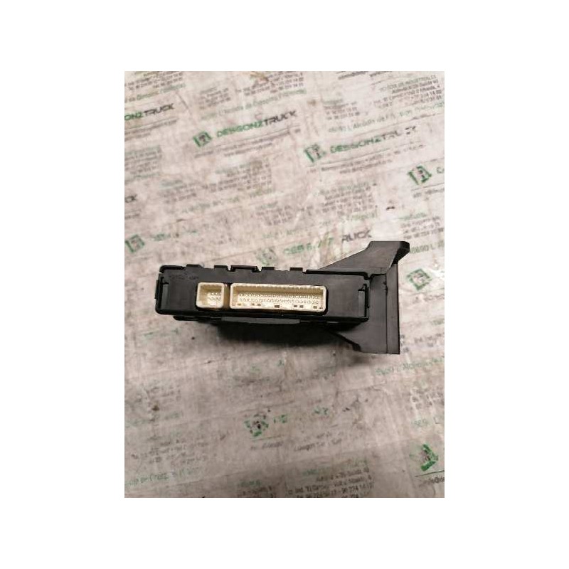 Recambio de modulo electronico para toyota auris live referencia OEM IAM 8865002D70 MB1778004450 - Blanco 3