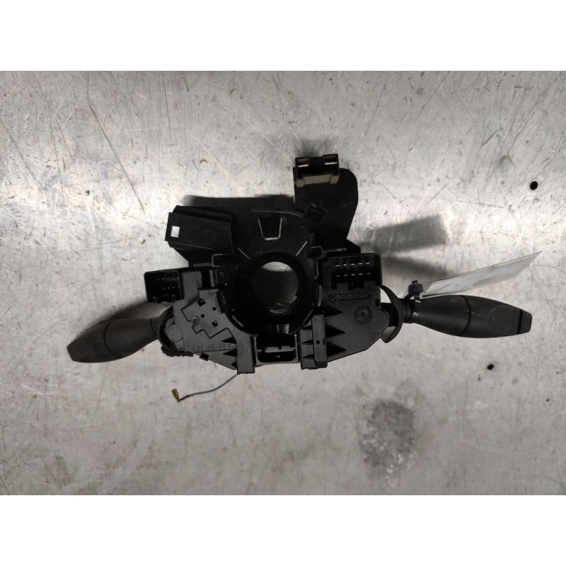 Recambio de mando multifuncion para ford fiesta (cbk) ambiente referencia OEM IAM 1S7T13335AE - Blanco 2