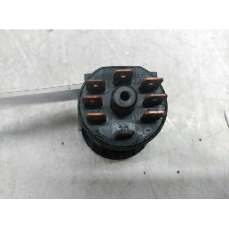 Recambio de warning para opel kadett e california berlina referencia OEM IAM 50212800 - Rojo 2